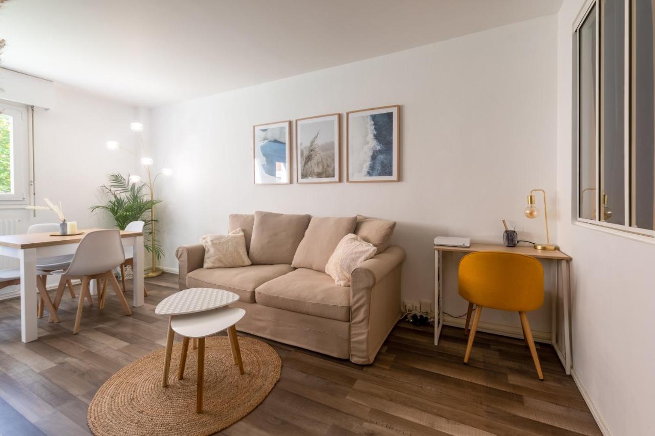 Appartamento HYGGE - Superbe Apt rénové Rouen Gare avec parking privatif Esterno foto